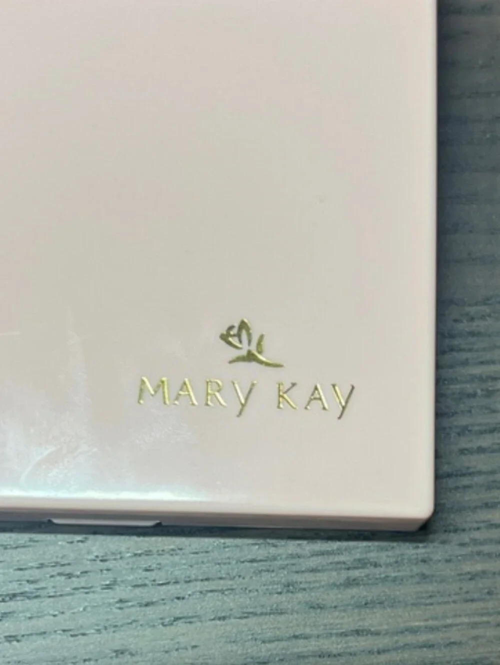 Mary Kay excellent used